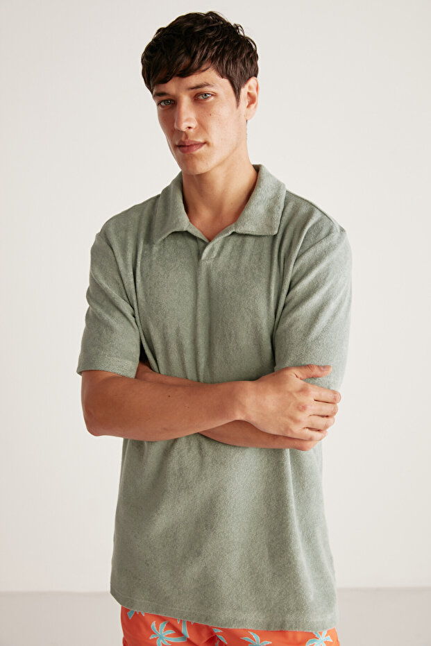 Męski T-shirt polo Todd z frotte, grubym, teksturowanym zielonym T-shirtem polo - 3