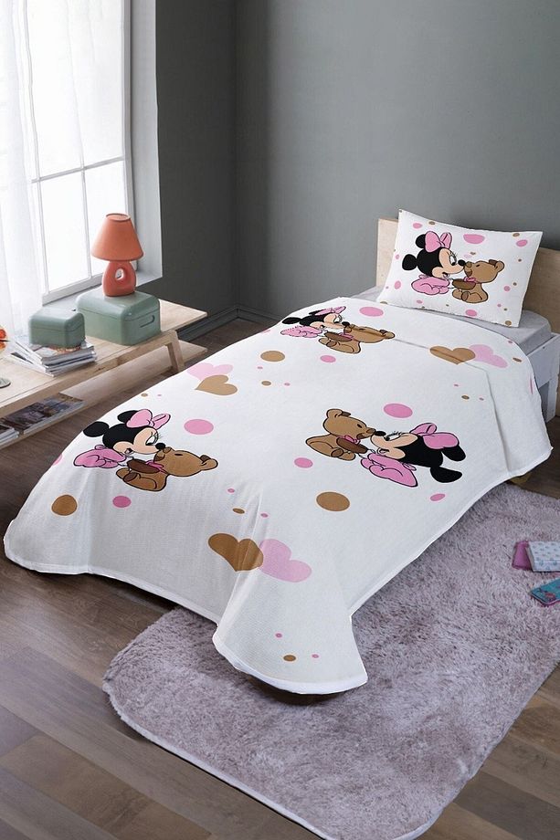 3'lü Minnie Ve Ayıcık Desenli Tek Kişilik Pike Takımı Ve Yatak Örtüsü - 1