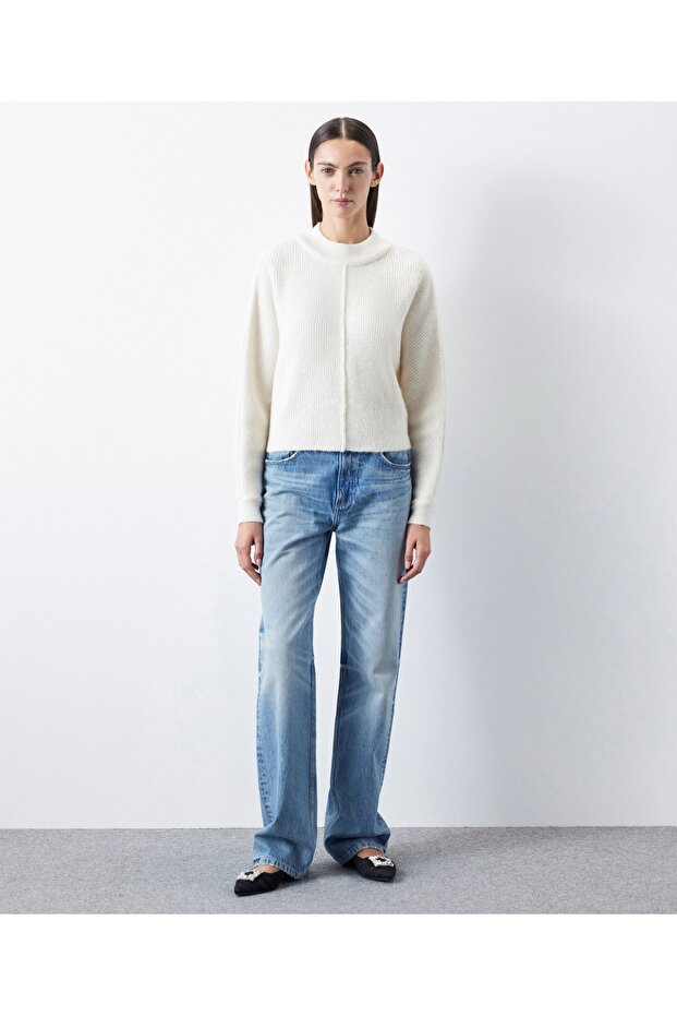 سترة ذات ياقة عالية - 1