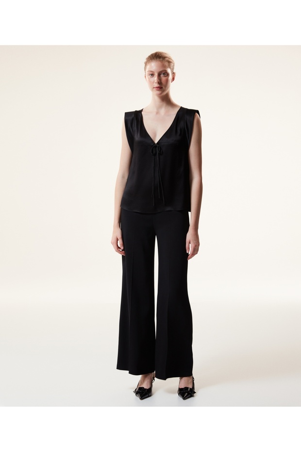 Fiyonklu v yaka bluz - 4