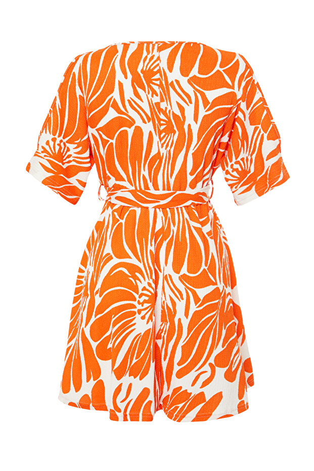 Elastyczna sukienka midi z dzianiny – pomarańczowy nadruk, luźny krój, kołnierzyk basenowy i pasek TWOSS24EL01016 - 8