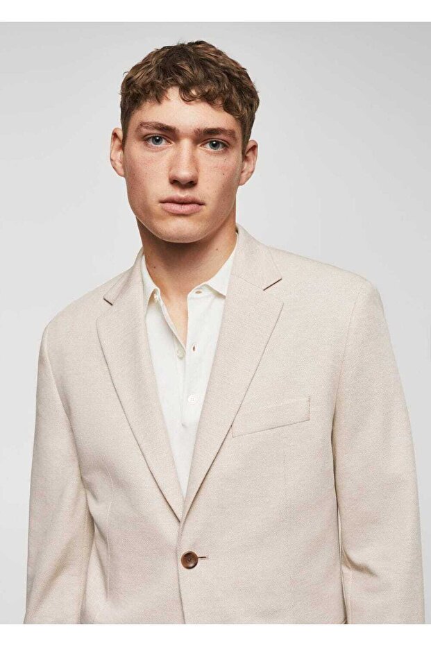 Schmal geschnittene Mini-Webblazerjacke - 7