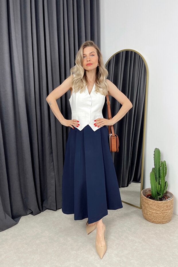 سترة كتان بأزرار مبطنة باللون الأبيض - 3