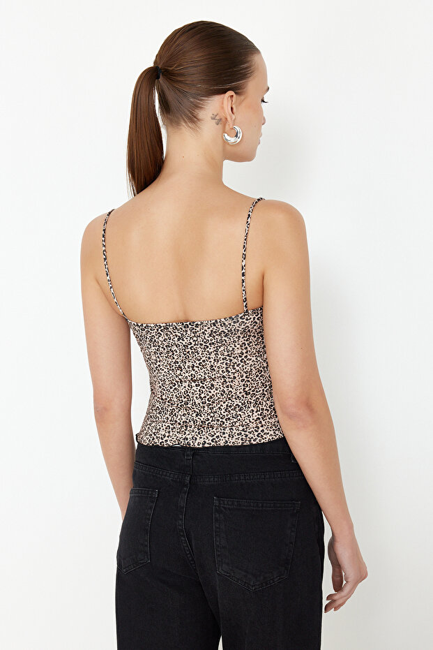 Kahverengi Leopar Baskılı Askılı Crop Süper Esnek Örme Bluz TWOSS24BZ00644 - 6