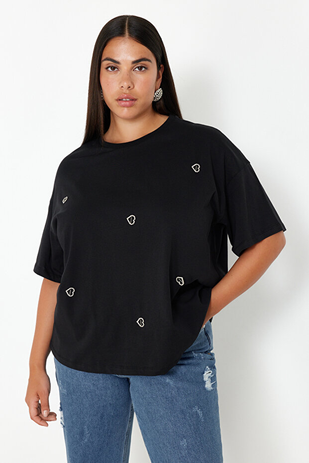 Siyah Kalp Aksesuar Detaylı Oversize/Bol Kesim %100 Pamuk Örme T-shirt TBBSS24BF00008 - 1