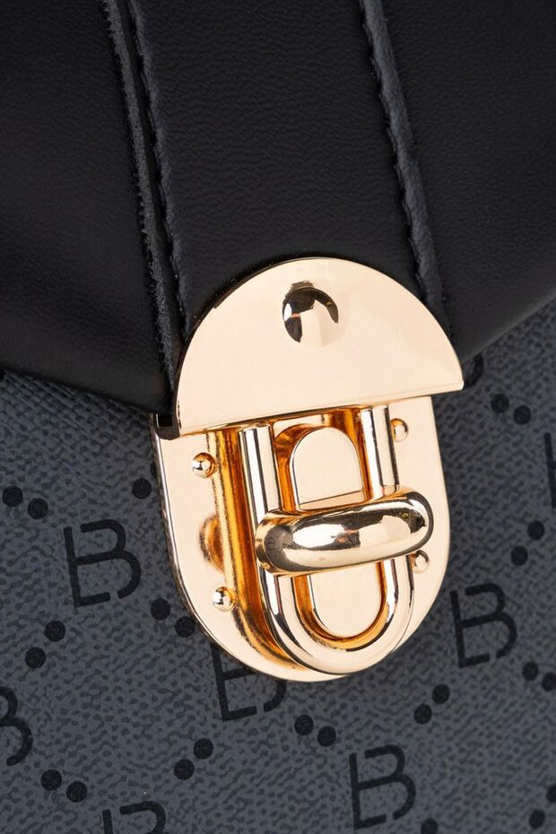 حقيبة ظهر نسائية منقوشة - 7