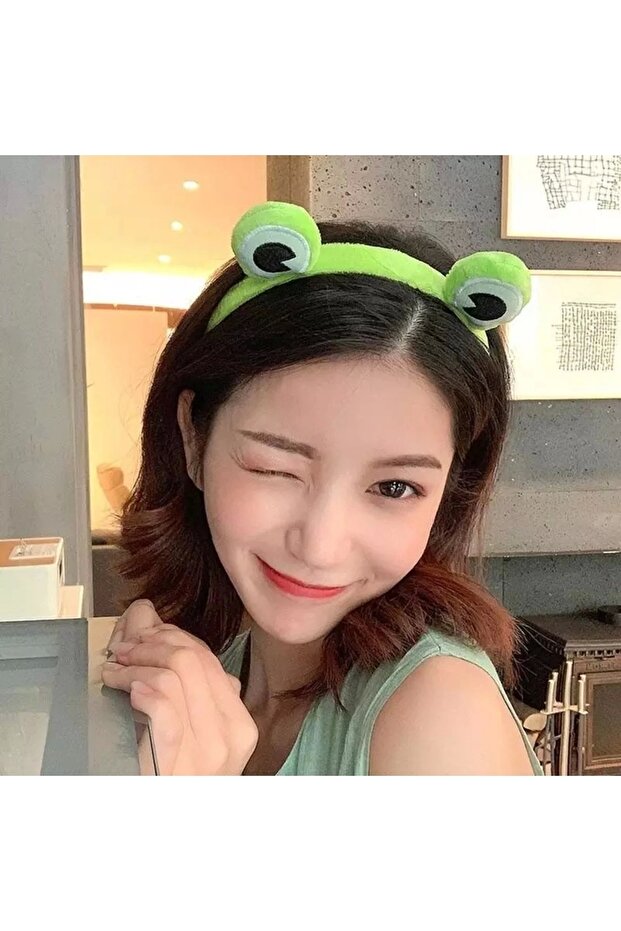 Harajuku Lolita Kpop Frog Eye Crown Buckle