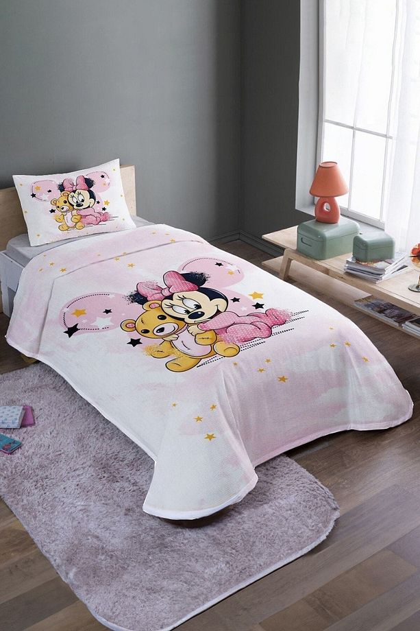 Minnie Ve Dostu Ayıcık Desenli Tek Kişilik Pike Takımı Ve Yatak Örtüsü - 2
