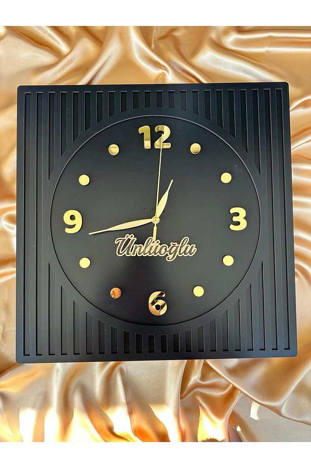 Kare Gold Rakamlı Kişiselleştirilebilir 40*40 Cm Duvar Saati - Ahşap Modern Isme Özel Duvar Saati - 4
