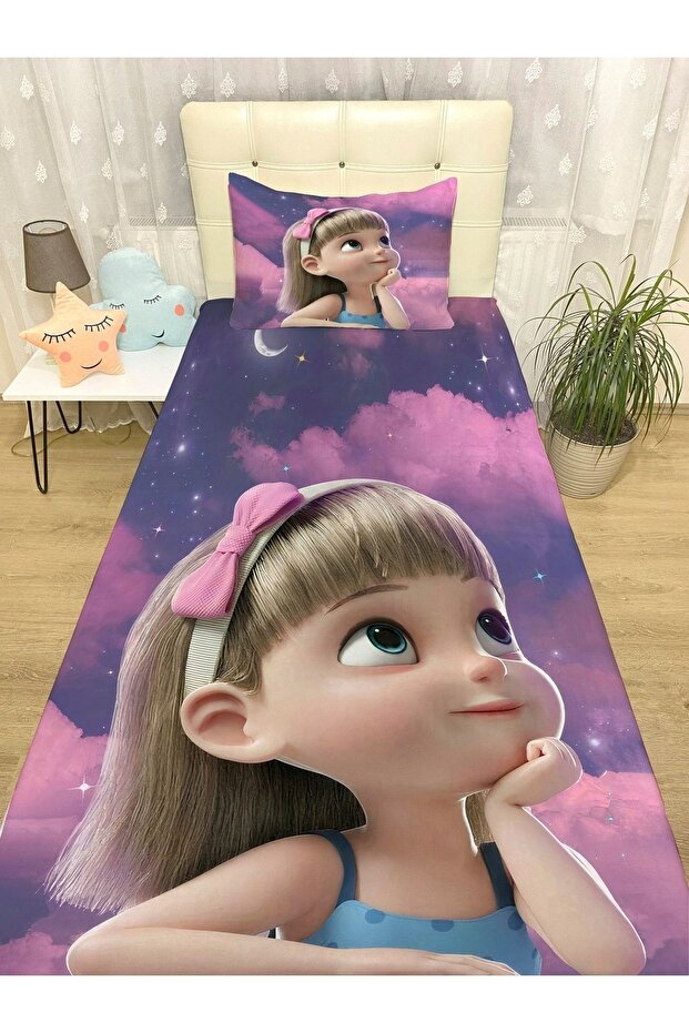 Dreamy Girl Patterned Bedspread and Pillow