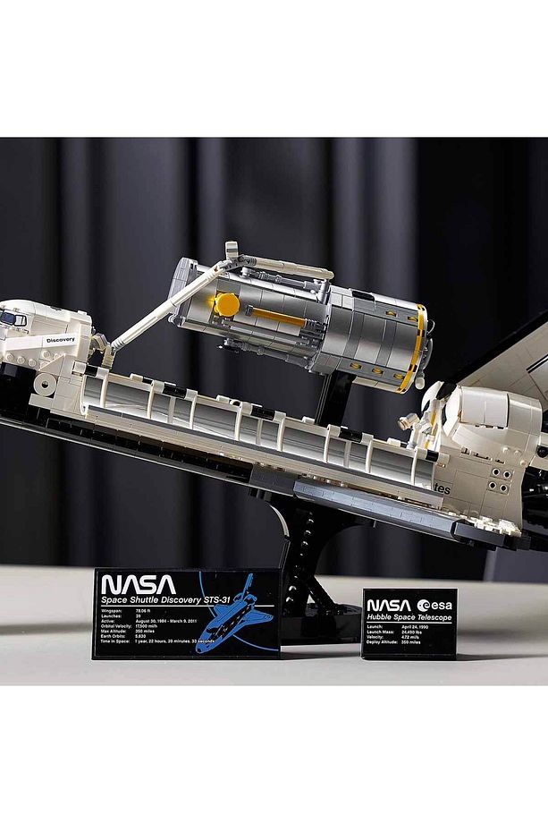NASA Discovery Uzay Mekiği 10283 Yapım Seti; Uzay Keşfinin Gerçek bir Simgesini Yapın ve S - 7