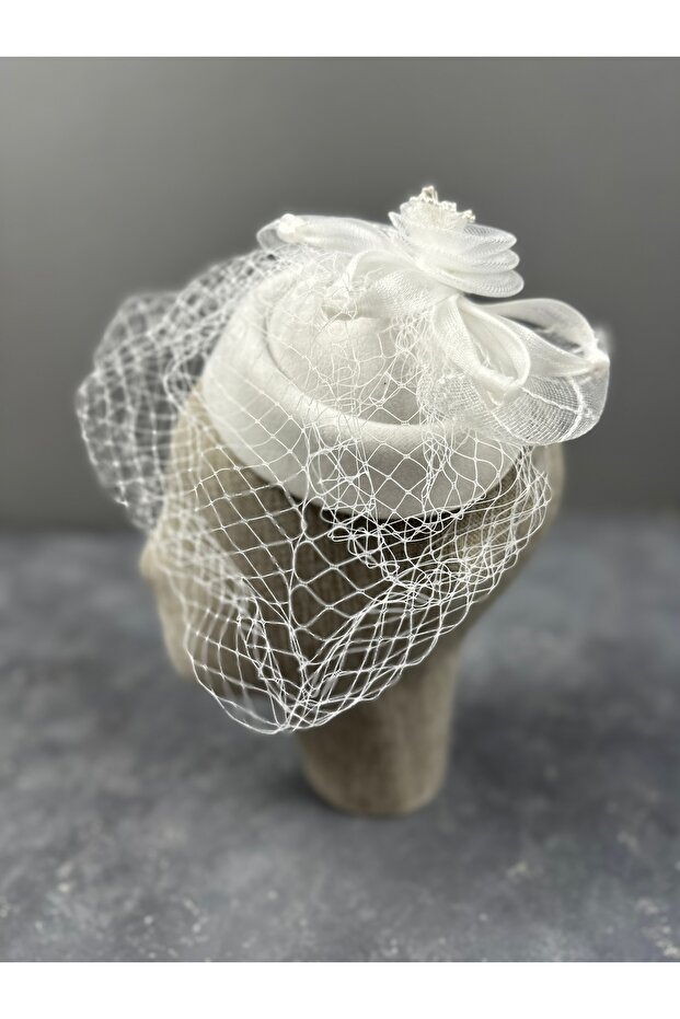Simple Wedding Hat with Floral Detail, Elegant Bridal Cap