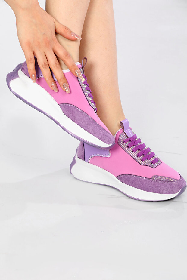 Hafif ve Rahat Tabanlı, Günlük Şık ve Spor Kadın Slip-on Ayakkabı  Taş Detaylı FV428FV - 2