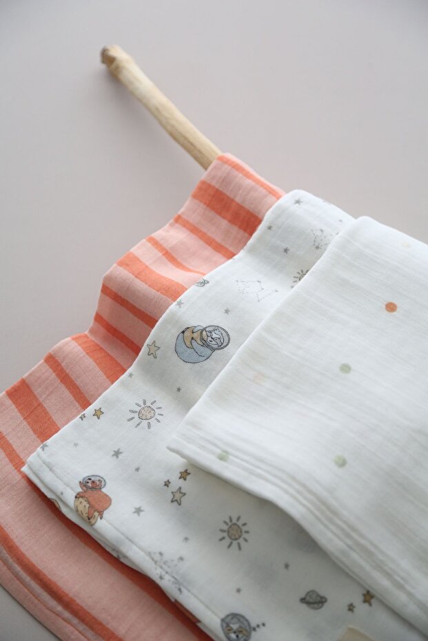 Polka Dot Muslin Blanket - 4