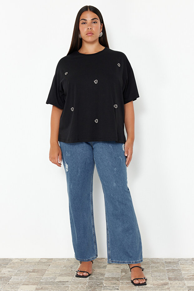 Siyah Kalp Aksesuar Detaylı Oversize/Bol Kesim %100 Pamuk Örme T-shirt TBBSS24BF00008 - 2