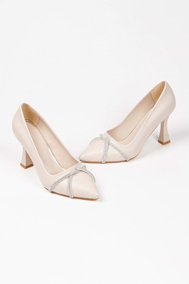 Siya Closed-Toe Women's Heeled Shoes with Stone Embellished