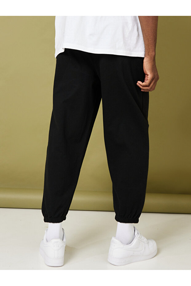 بنطال رياضي بأساور مطاطية مقاس كبير - 4