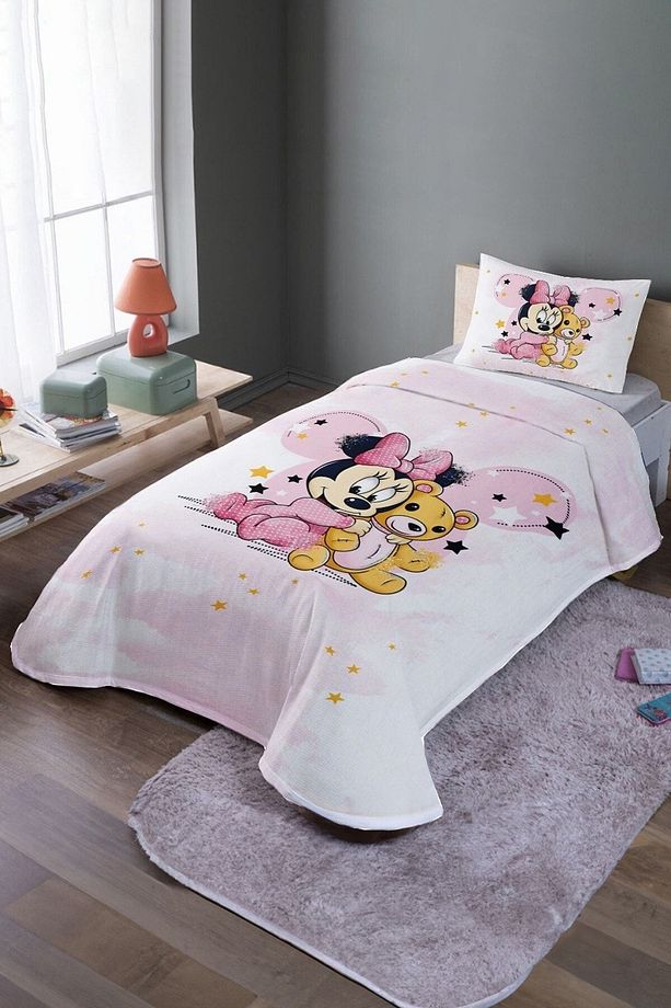 Minnie Ve Dostu Ayıcık Desenli Tek Kişilik Pike Takımı Ve Yatak Örtüsü - 1
