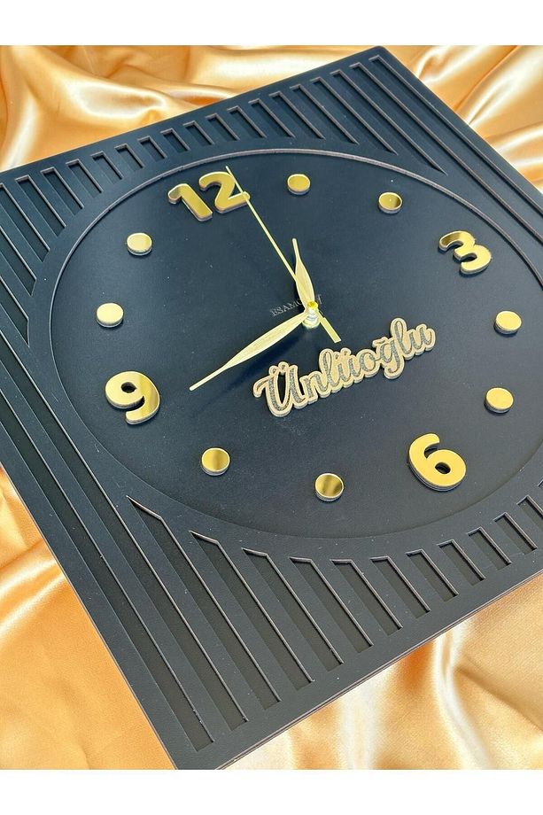 Kare Gold Rakamlı Kişiselleştirilebilir 40*40 Cm Duvar Saati - Ahşap Modern Isme Özel Duvar Saati - 3