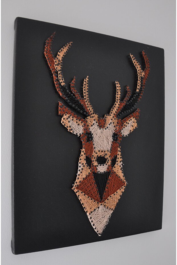 String Art Tablo Geyik - 2