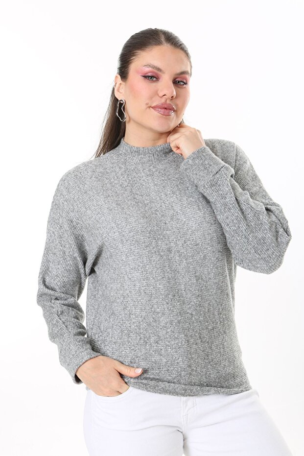 Women's Large Size Gray Wool Viscose Fabric Bat Sleeve Blouse 65N37703