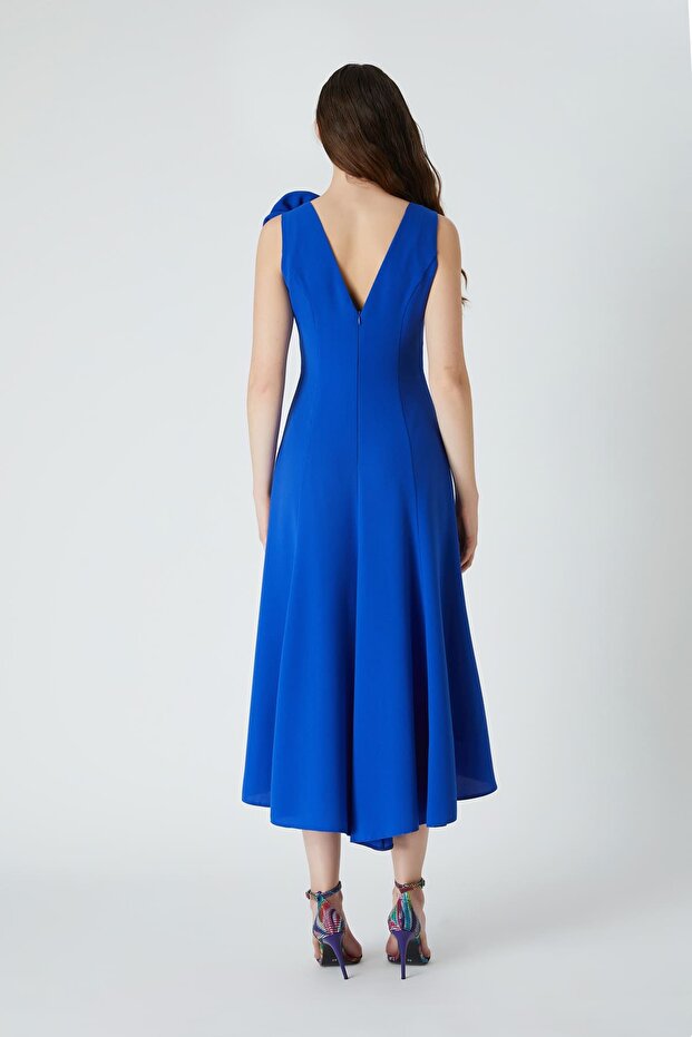 Çicek detaylı elbise - 4