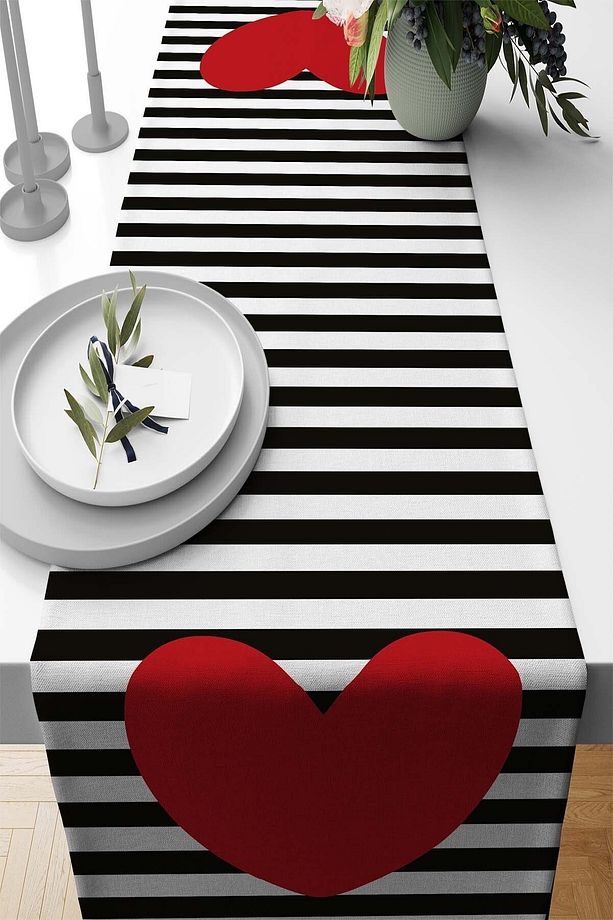 40x140cm Tay Tüyü Süet Dokuma Leke Tutmaz Kumaş Masa Örtüsü Runner Kalpli Rnr123 - 1