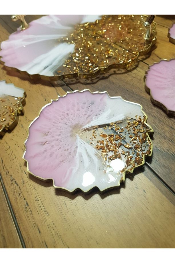 Altın Varaklı Yuvarlak Dalgalı Iki Kişilik Söz Nişan Damat Epoksi Sunum Tepsi Bardak Altlığı Seti - 3