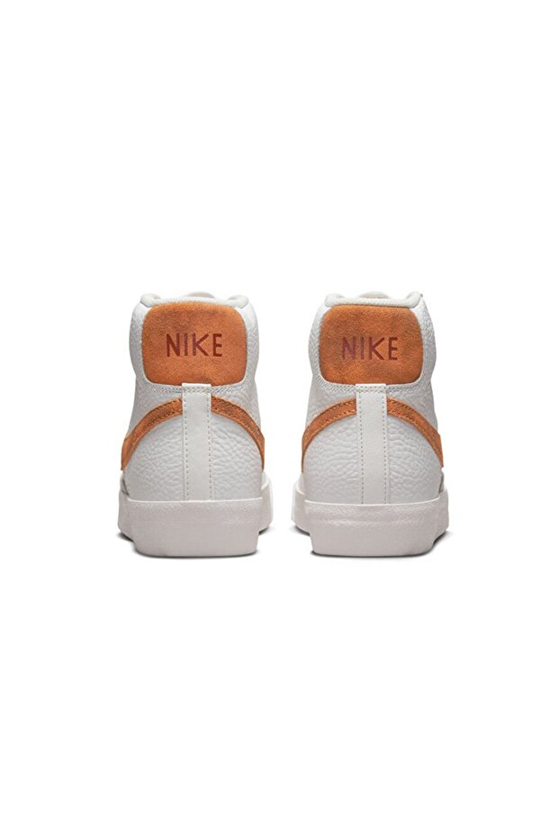 Wmns Blazer Mid Sneaker - 6