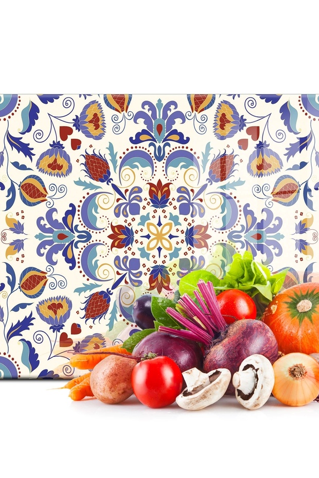 لوح تقطيع زجاجي ملون بنقوش بلاطية 20 × 30 سم