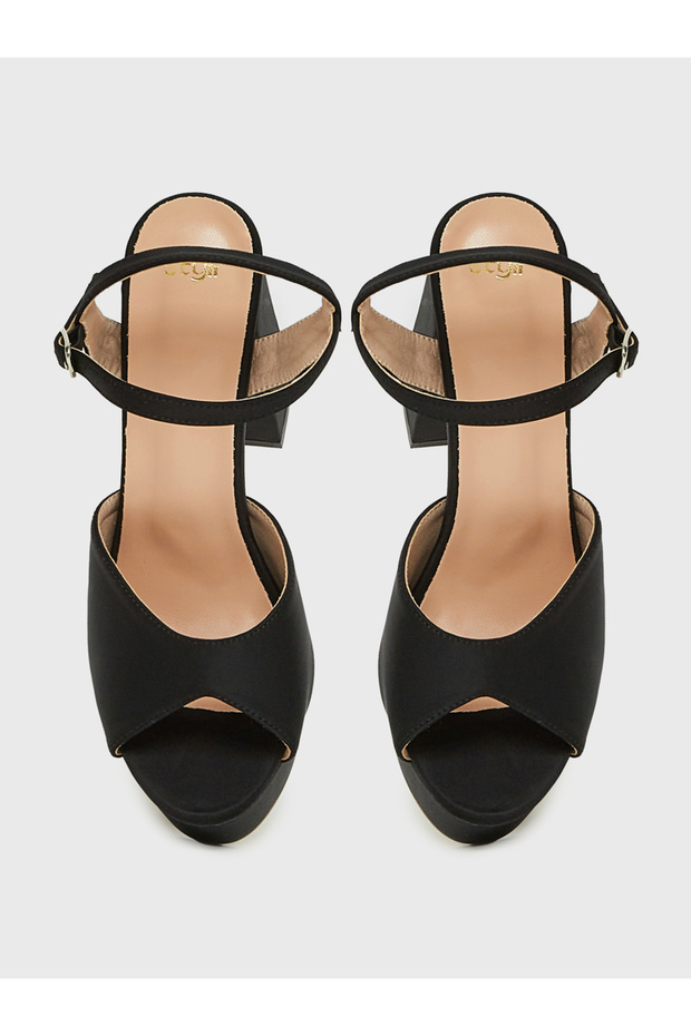 صنادل بكعب عريض وشريط كاحل متين - 6