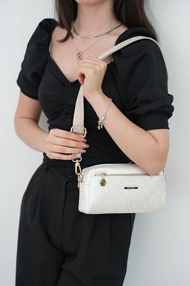 - S.Nut Logo Women's Crossbody Bag Sp1142