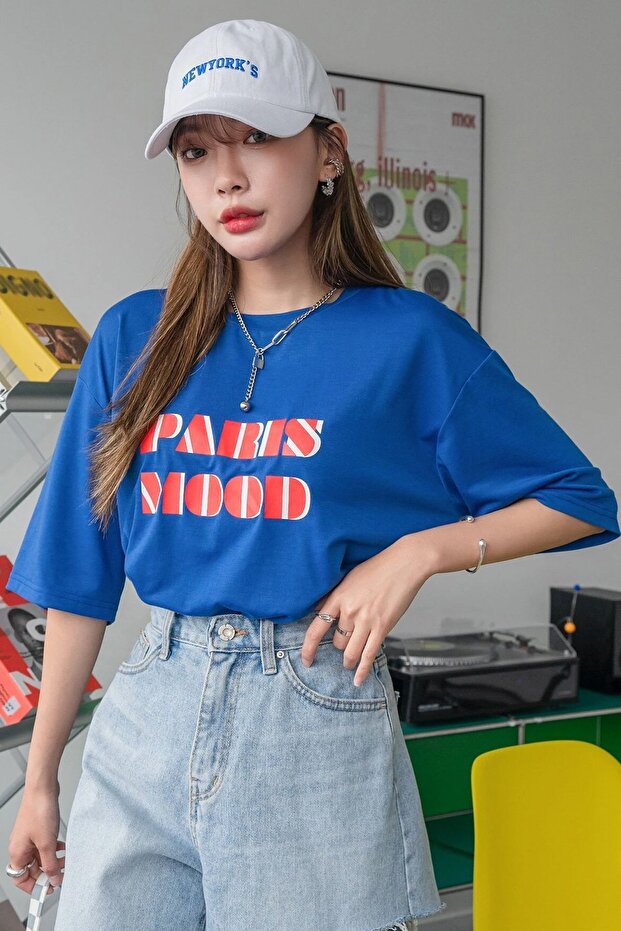 Unisex Paris Mood Printed Design T-shirt