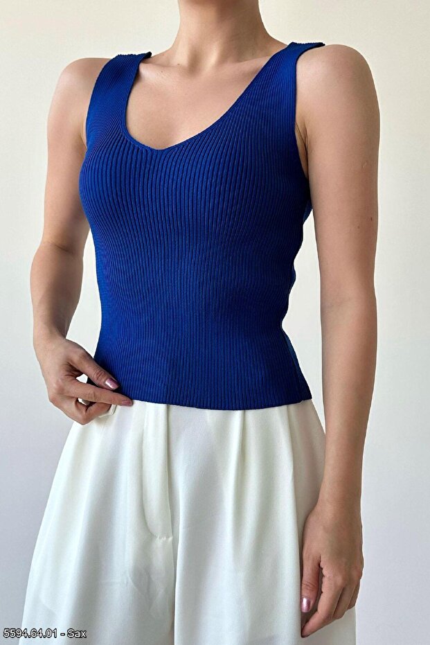 V Yaka Triko Atlet - Sax - 1