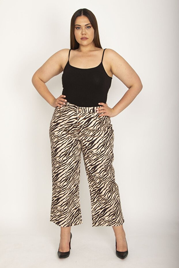Women's Large Size Brown Lycra Gabardine Fabric Wide Leg Patterned Ankle Length Trousers 65n26184