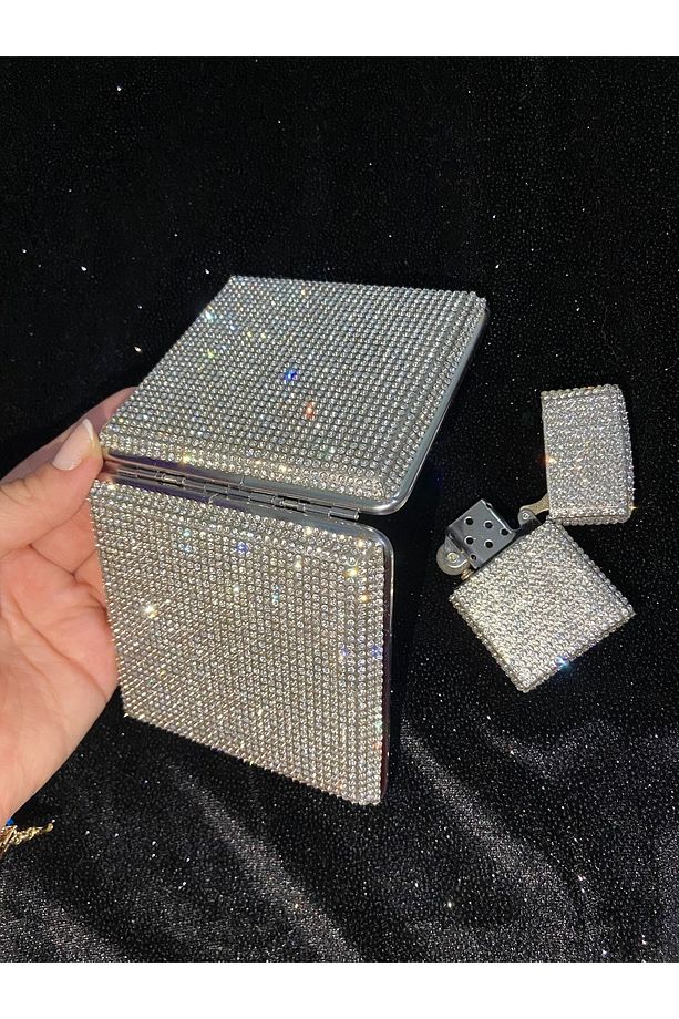 Tabaka Kutusu Ve Zippo Çakmak - 3