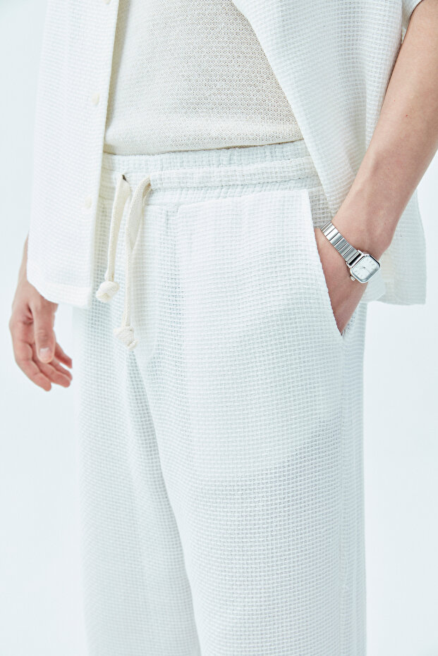 مجموعة كتان أساسية بيضاء كبيرة الحجم - 5