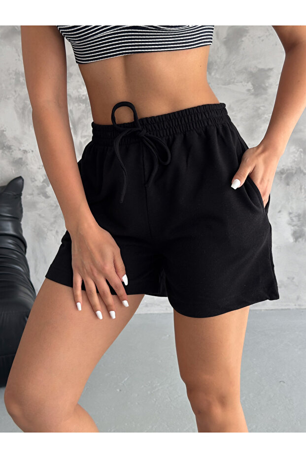 Women's Cord Pocket Elastic Waist Short