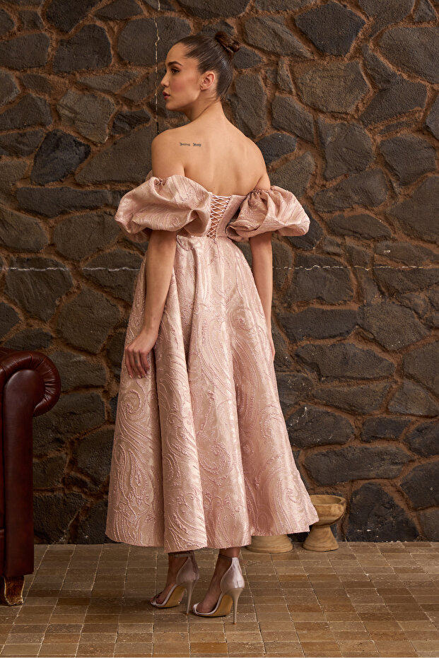 Pudra Desenli Brokar Kumaş Midi Boy Abiye Ve Nişan Elbisesi - 5