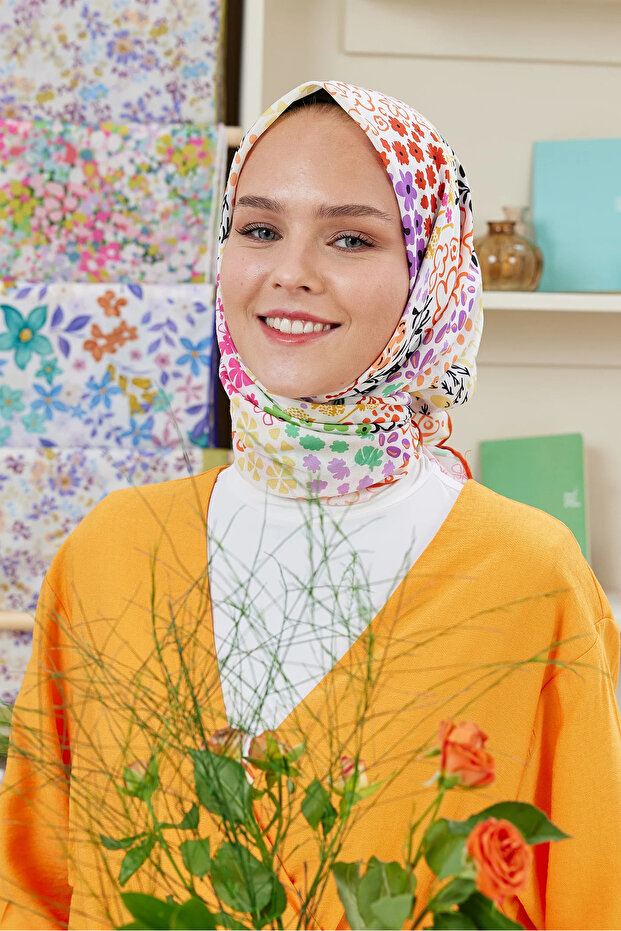 وشاح قطني منقوش من Lina