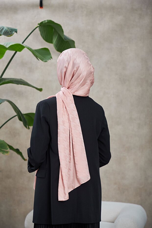 Jacquard Patterned Houndstooth Shawl - 2