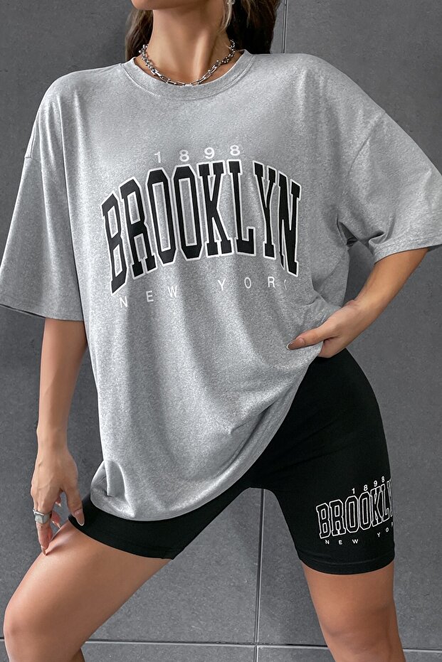Women's Gray Crew Neck Brooklyn Printed Oversize T-Shirt-Leggings Set