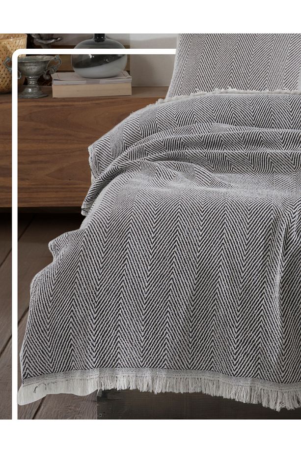 Lily Siyah Tek Kişilik Pike 145 X 200 cm Yatak Koltuk Kanepe Berjer Örtüsü Pamuklu Püsküllü - 4