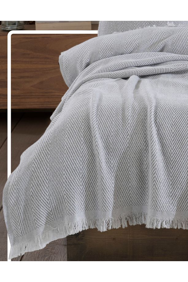 Lily Gri Tek Kişilik Pike 145 X 200 cm Yatak Koltuk Kanepe Berjer Örtüsü Pamuklu Püsküllü - 4