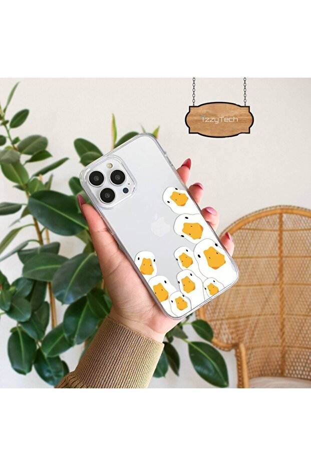 حافظة متوافقة مع هاتف iPhone 13، غطاء ناعم واقٍ بتصميم شفاف - 1