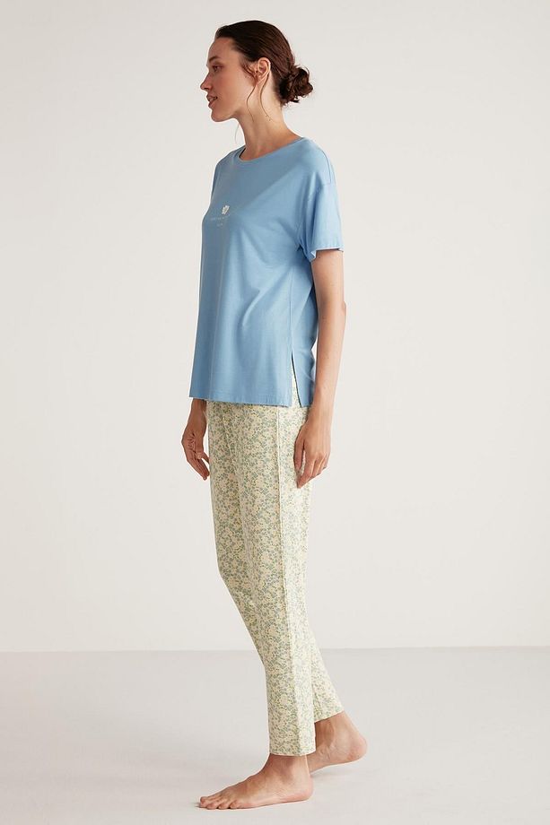 Çiçek desenli pijama takımı - 2