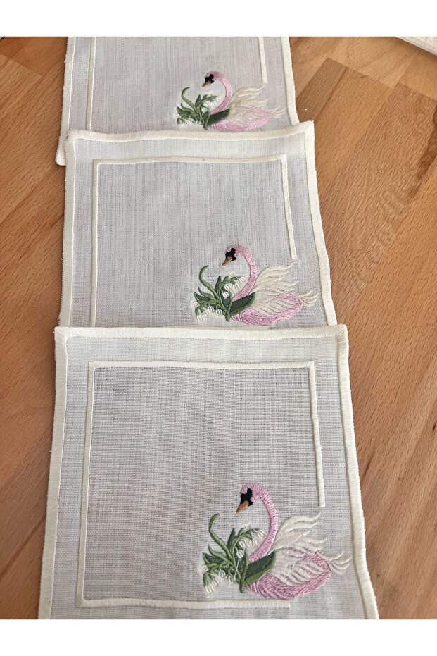 Swan Model Cocktail Napket - 1