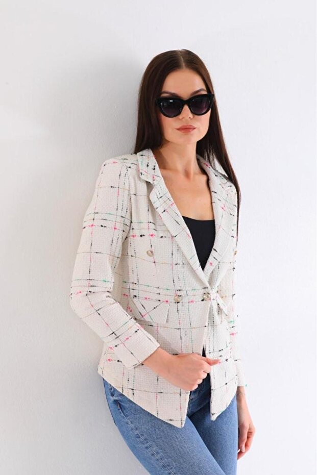 4-Button Chanel Jacket - 3