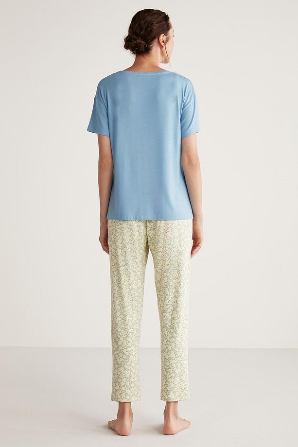 Çiçek desenli pijama takımı - 4