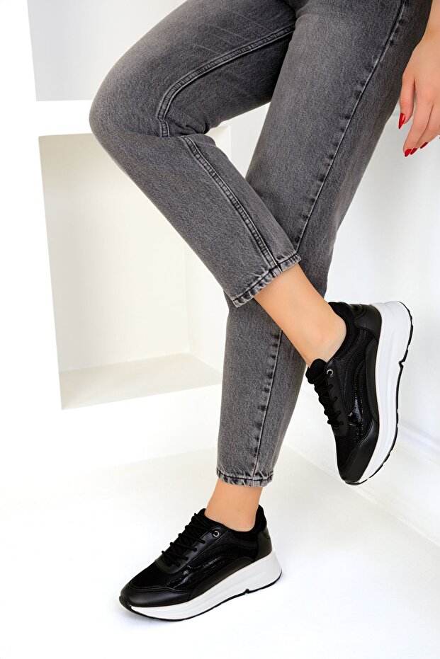 Women's Sneakers 19239 - Black